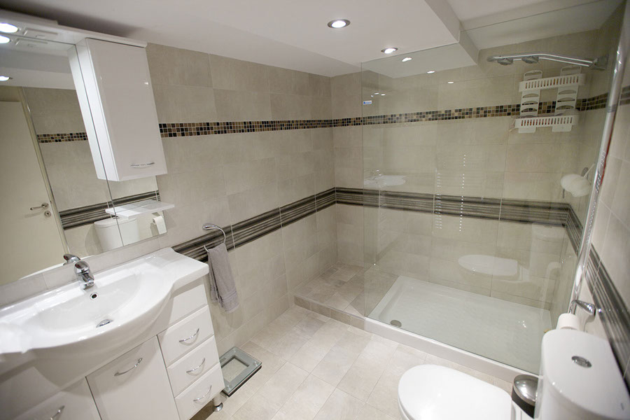 View of Heaven's Edge Master Bathroom